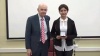 Ex-alumno Vinzenz Cordova recibe premio de reconocimiento al Mérito Académico
