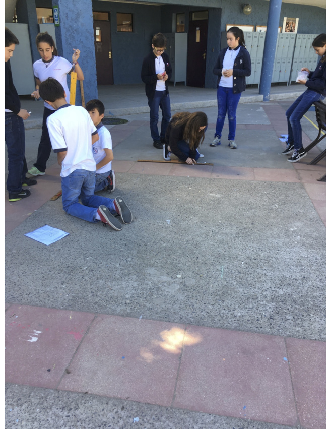 Géométrie dans la cour Géométrie dans la cour