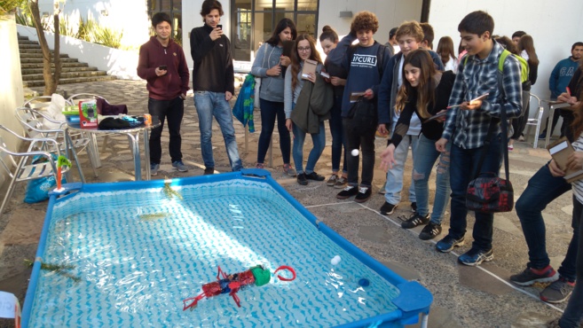 Rencontre autour des robots dans l'Université Adolfo Ibañez