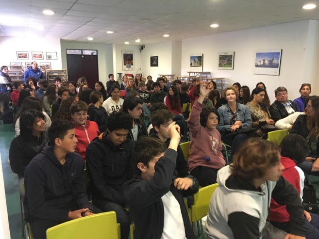 “Alcohol y drogas: la influencia en el comportamiento”. “Alcohol y drogas: la influencia en el comportamiento”.