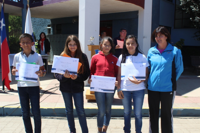 FELICITAMOS A NUESTROS ALUMNOS DE SECUNDARIA - ENTREGA DE DIPLOMAS 2017