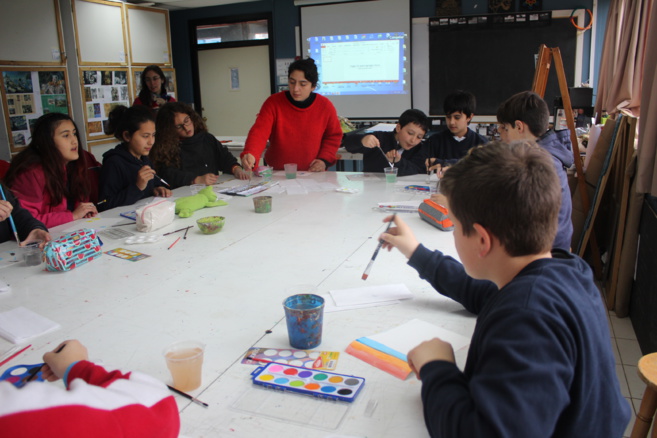 Alison Saravia con nuestros alumnos Alison Saravia con nuestros alumnos