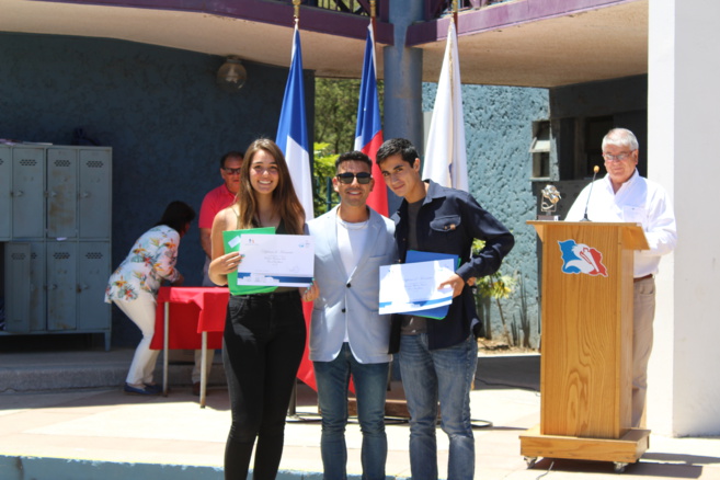 BRAVO A NUESTROS ALUMNOS - Entrega de Diplomas de Secundaria 2018