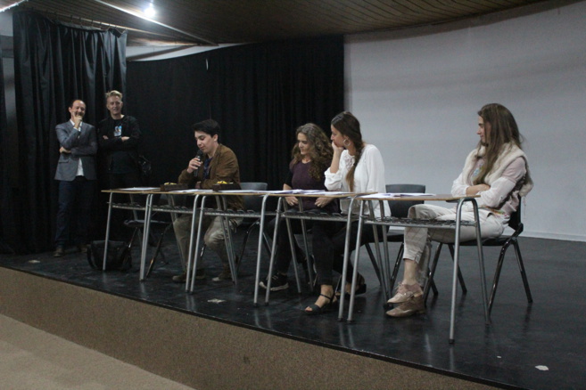 Julien Broilliard, Stéphane Chavaz, Antú Cáceres (alumno), Laura Labarca, Delphine Martin et Héloïse Thieulin