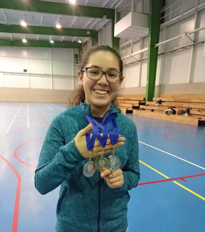 Florencia Reyes, 1er lugar y 2ndo lugar en Torneo de Bádminton