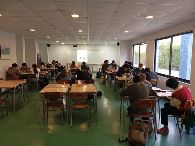 Dans les coulisses des Olympiades de mathématiques AMLASUD Dans les coulisses des Olympiades de mathématiques AMLASUD