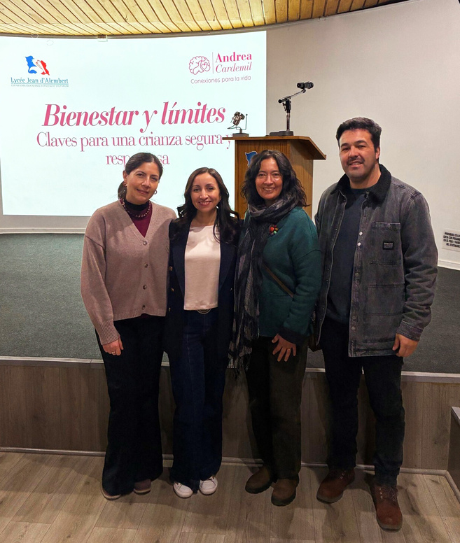 Sofía BORNSCHEUER VIDELA (psicóloga) - Andrea Cardemil - Pamela OLAVARRIA MADARIAGA  (psicóloga) - Gerardo OYARCE (psicólogo)