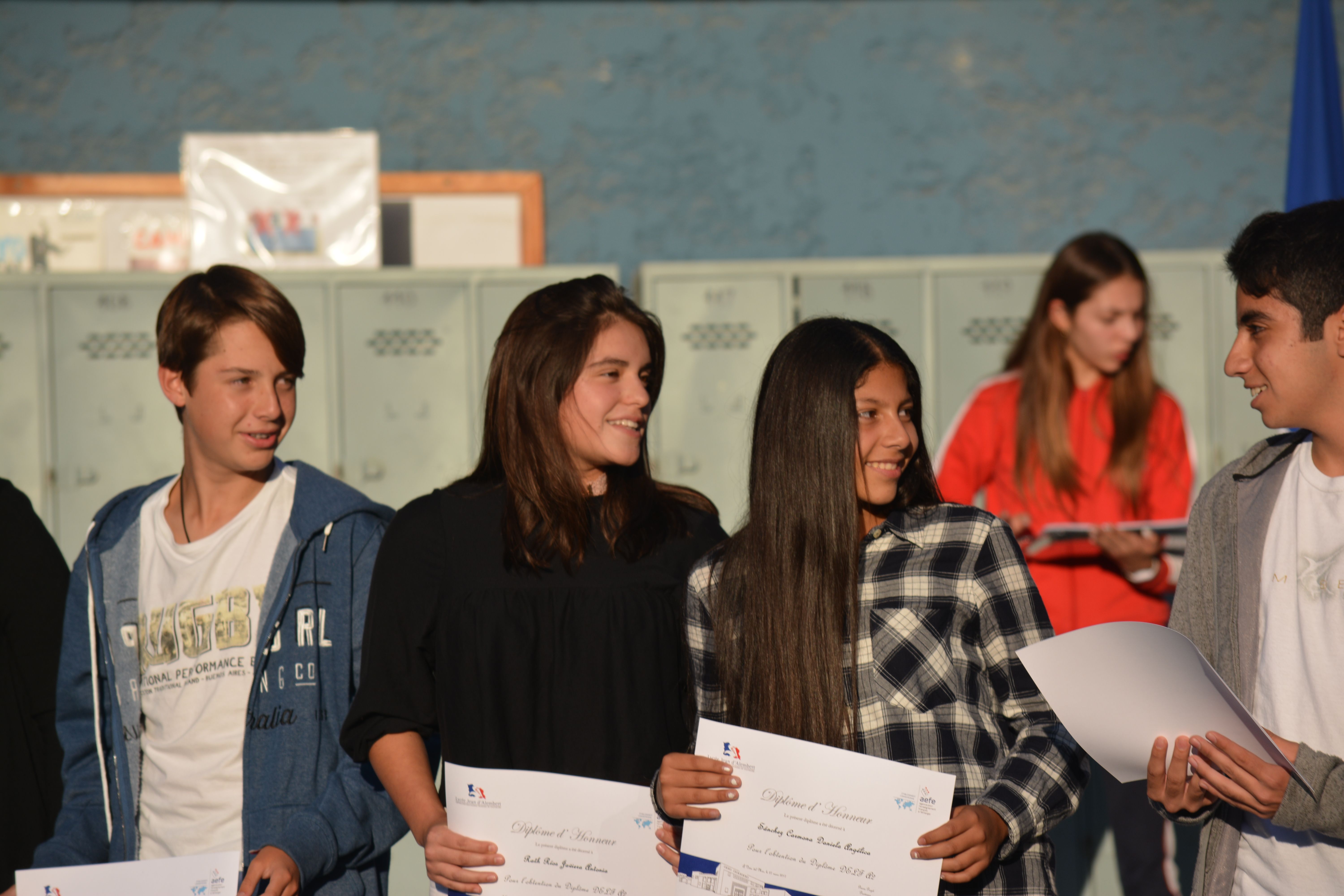 ASÍ FUE LA CEREMONIA DE ENTREGA DE DIPLOMAS: