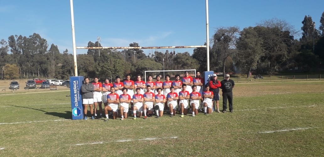 Equipo adulto de Rugby del Club Deportivo campeón en torneo Regional de Rugby 2019