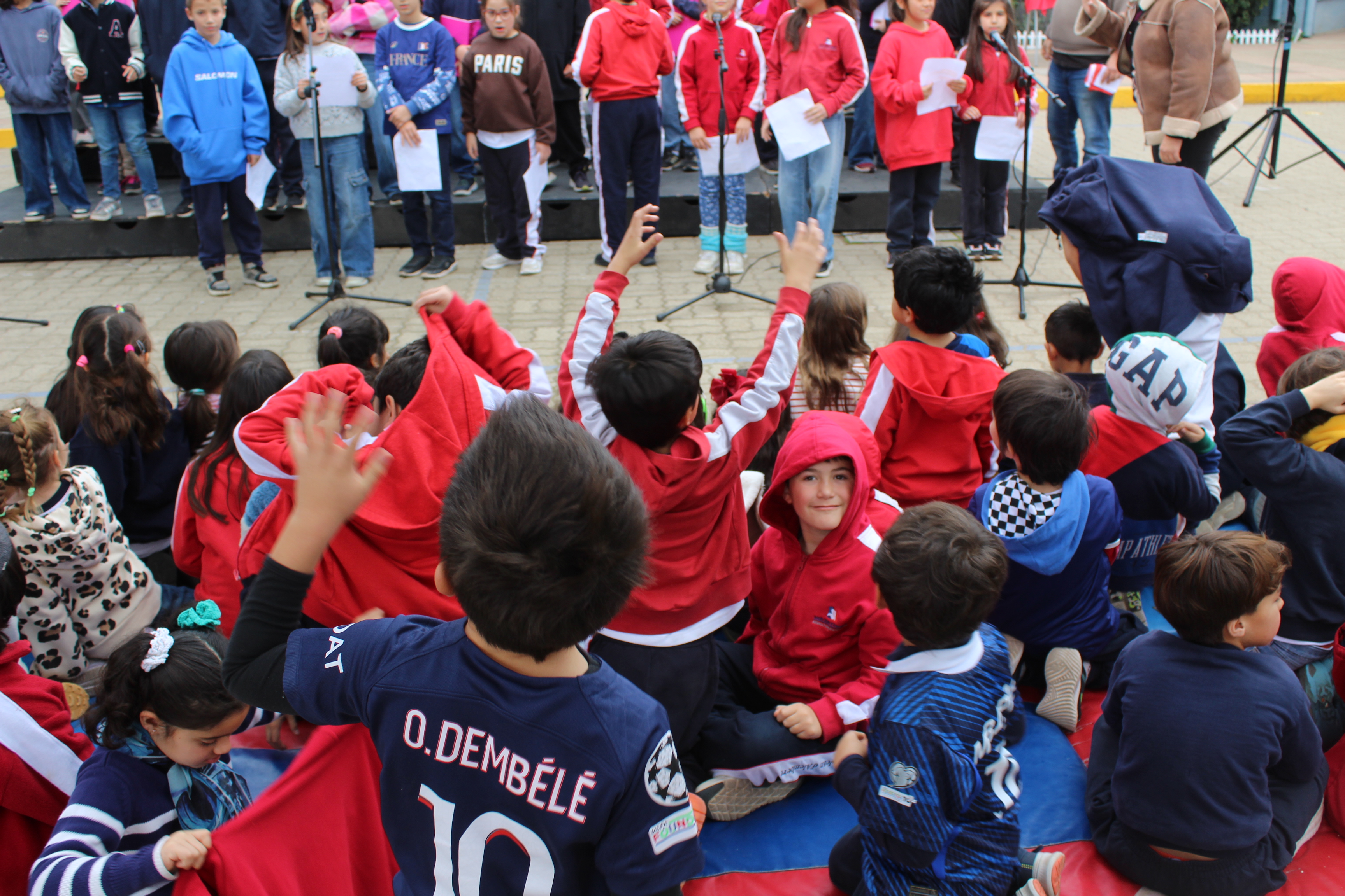 Le 14 juillet : célébrer ensemble la langue, la culture et les valeurs qui nous rassemblent - 14 de julio: celebrar juntos la lengua, la cultura y los valores que nos unen