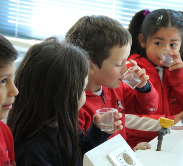 Semaine de Sciences : la visite des laboratoires continue - Semana de las ciencias : la visita de los laboratorios continua