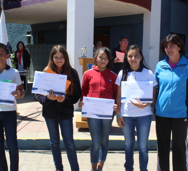 FELICITAMOS A NUESTROS ALUMNOS DE SECUNDARIA - ENTREGA DE DIPLOMAS 2017