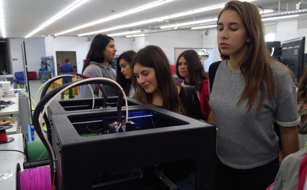 Rencontre autour des robots dans l'Université Adolfo Ibañez