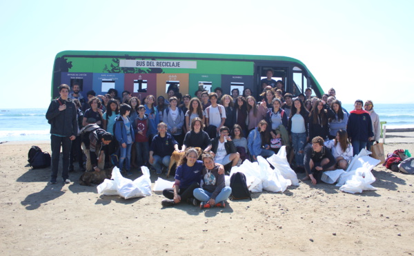 Recordando la Limpieza de playa de los 1ros medios con Plastic Oceans