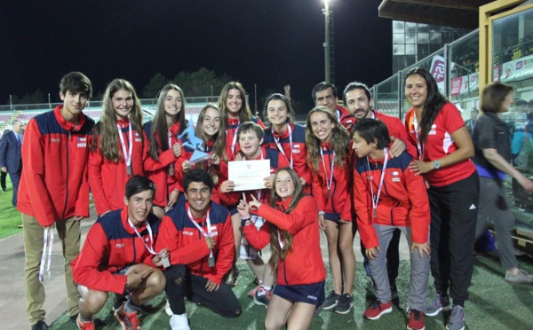 Nuestros tenistas vuelven con el Premio Fair-Play del Mundial Interescolar 2019