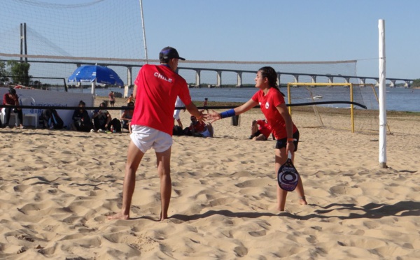 Julieta Ríos y Pascal Ríos en los PANAMERICANOS DE BEACH TENNIS ROSARIO 2022