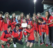 Nuestros tenistas vuelven con el Premio Fair-Play del Mundial Interescolar 2019