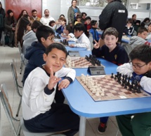 L'équipe d'échecs obtient la première place au tournoi ADECOP