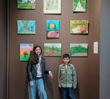 Concours de peinture interscolaire "Pintando la Foresta" organisé par le collège international Sek:  Matías et Camila Rojas remportent le premier et troisième prix.