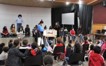 La 6ème fait du kamishibai La 6ème fait du kamishibai