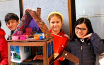 Show me your house! (English work for CM1) Show me your house! (English work for CM1)